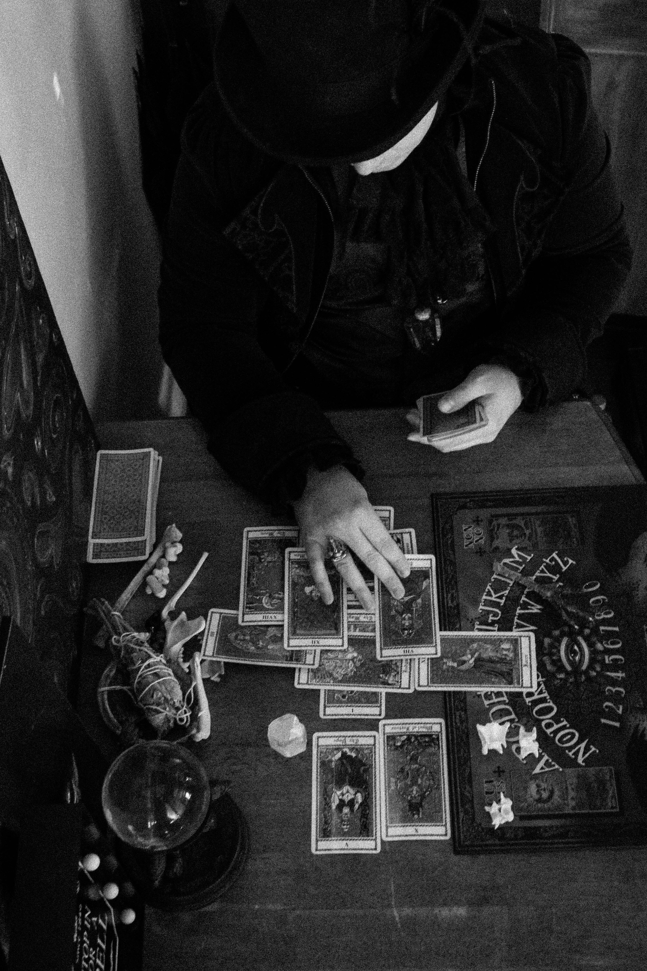Mystic Dylan at the tarot table